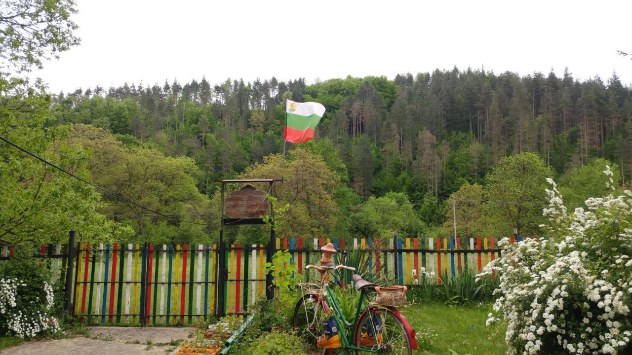 Къща За Гости Дъга Cherni Osum Exteriör bild