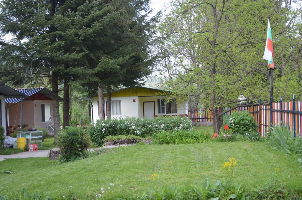 Къща За Гости Дъга Cherni Osum Exteriör bild